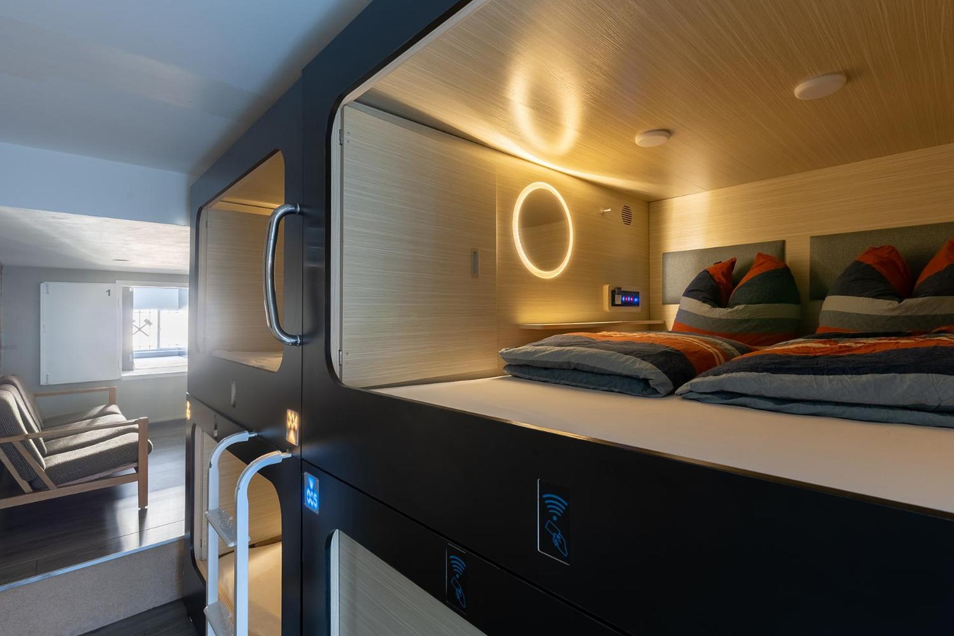 Mue Cubes - Capsule Hotel Basilea Esterno foto