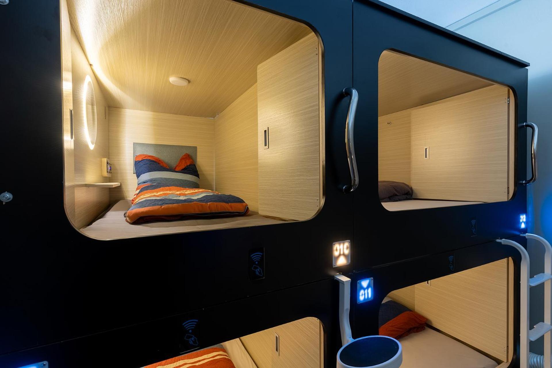 Mue Cubes - Capsule Hotel Basilea Esterno foto
