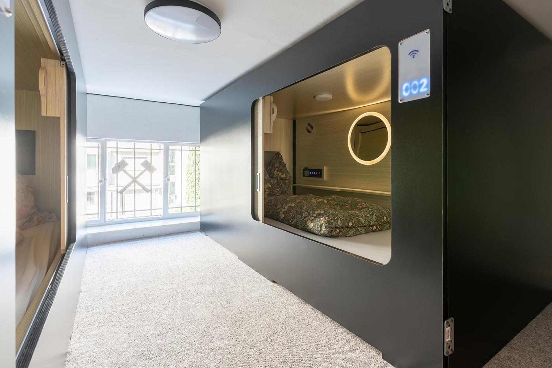 Mue Cubes - Capsule Hotel Basilea Esterno foto