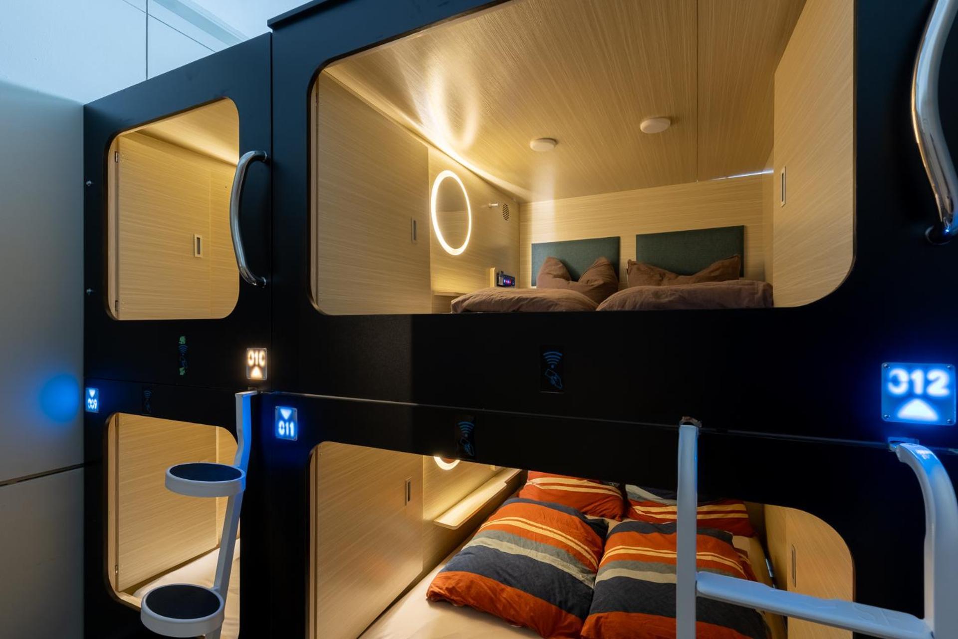 Mue Cubes - Capsule Hotel Basilea Esterno foto